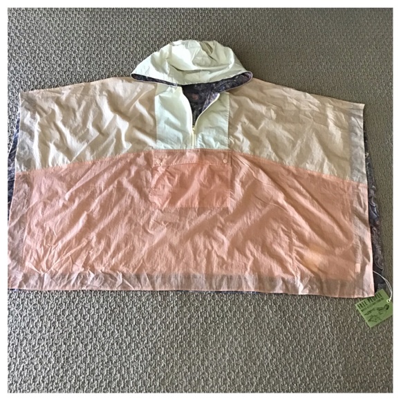 Free People ColorBlock Hooded Poncho Jacket. NWT. - Picture 7 of 7